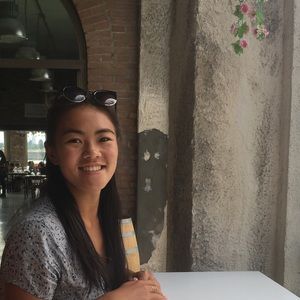 Meet your Posher, Julia